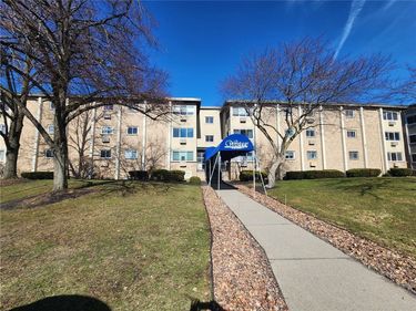 910 Westage At The, Rochester, NY 14617