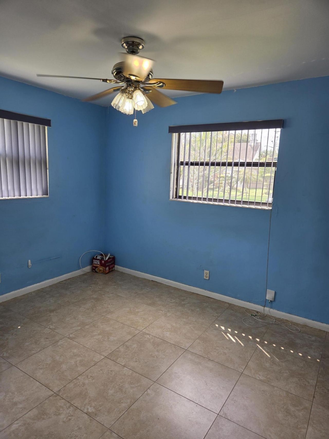 3948 NW 39 Avenue, Lauderdale Lakes, FL 33309 Photo