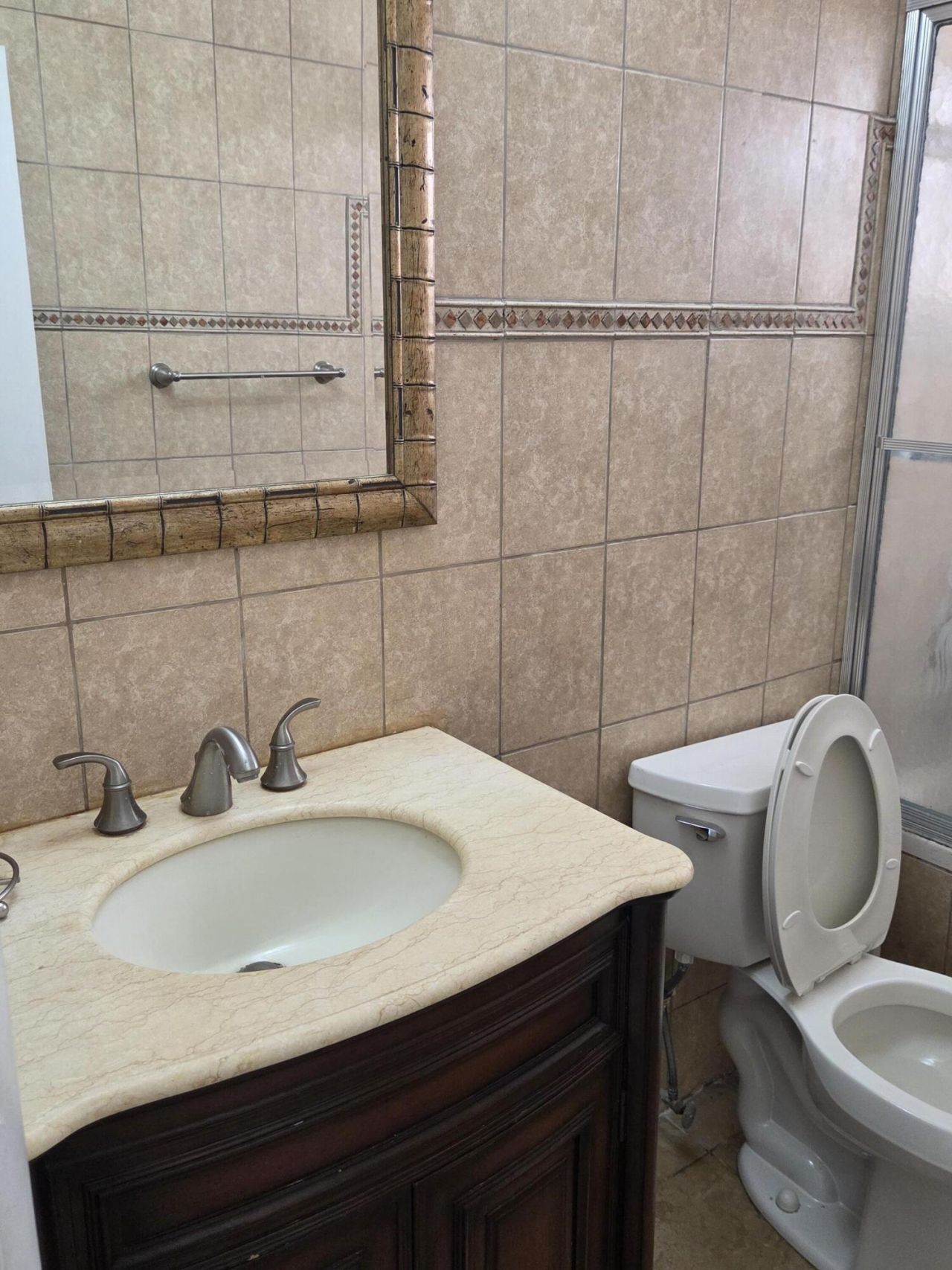 3948 NW 39 Avenue, Lauderdale Lakes, FL 33309 Photo