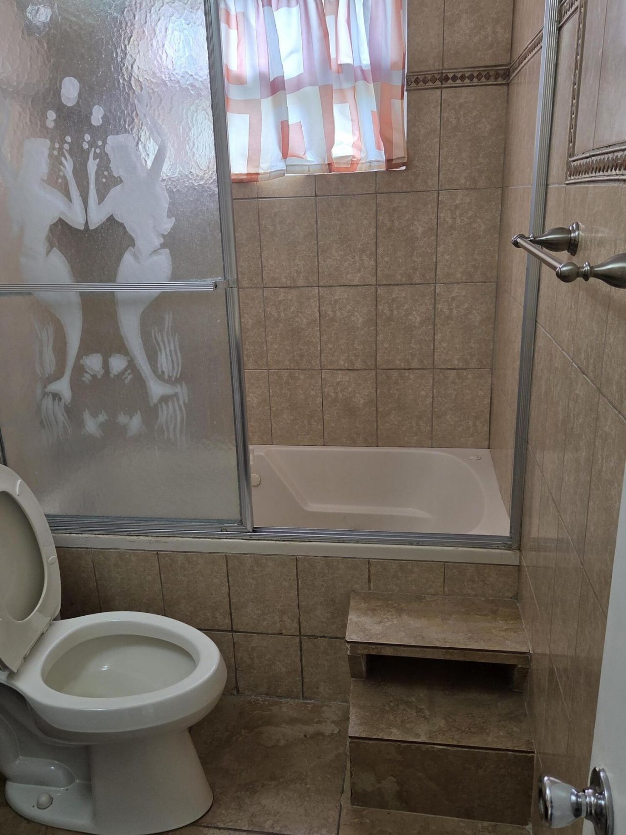 3948 NW 39 Avenue, Lauderdale Lakes, FL 33309 Photo