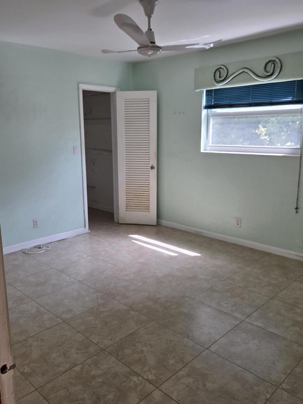 3948 NW 39 Avenue, Lauderdale Lakes, FL 33309 Photo