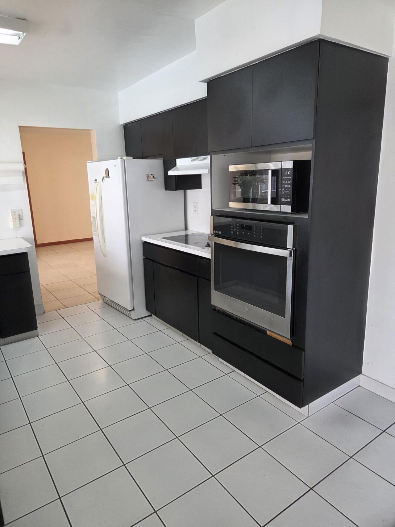 3948 NW 39 Avenue, Lauderdale Lakes, FL 33309 Photo