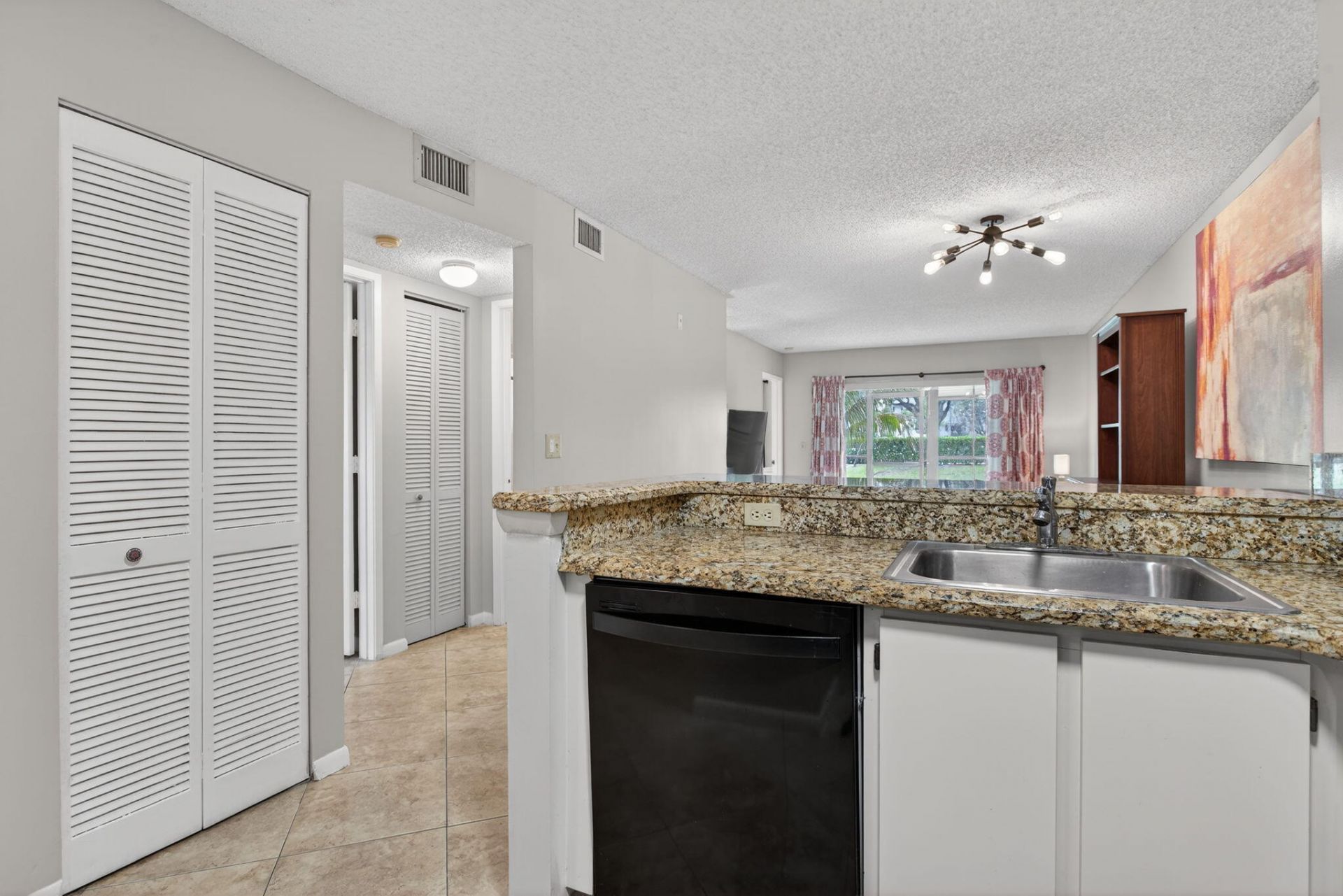 2230 N Cypress Bend Dr N, Unit 104, Pompano Beach, FL 33069 Photo