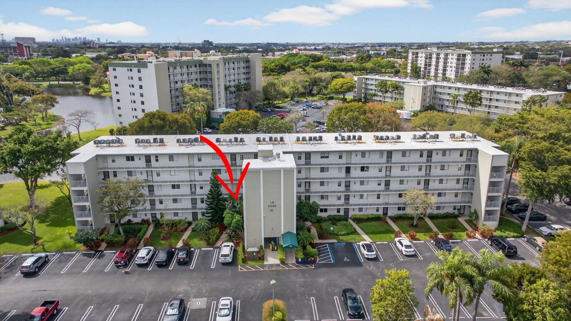 2230 N Cypress Bend Drive N, Unit 104, Pompano Beach, FL 33069 Photo