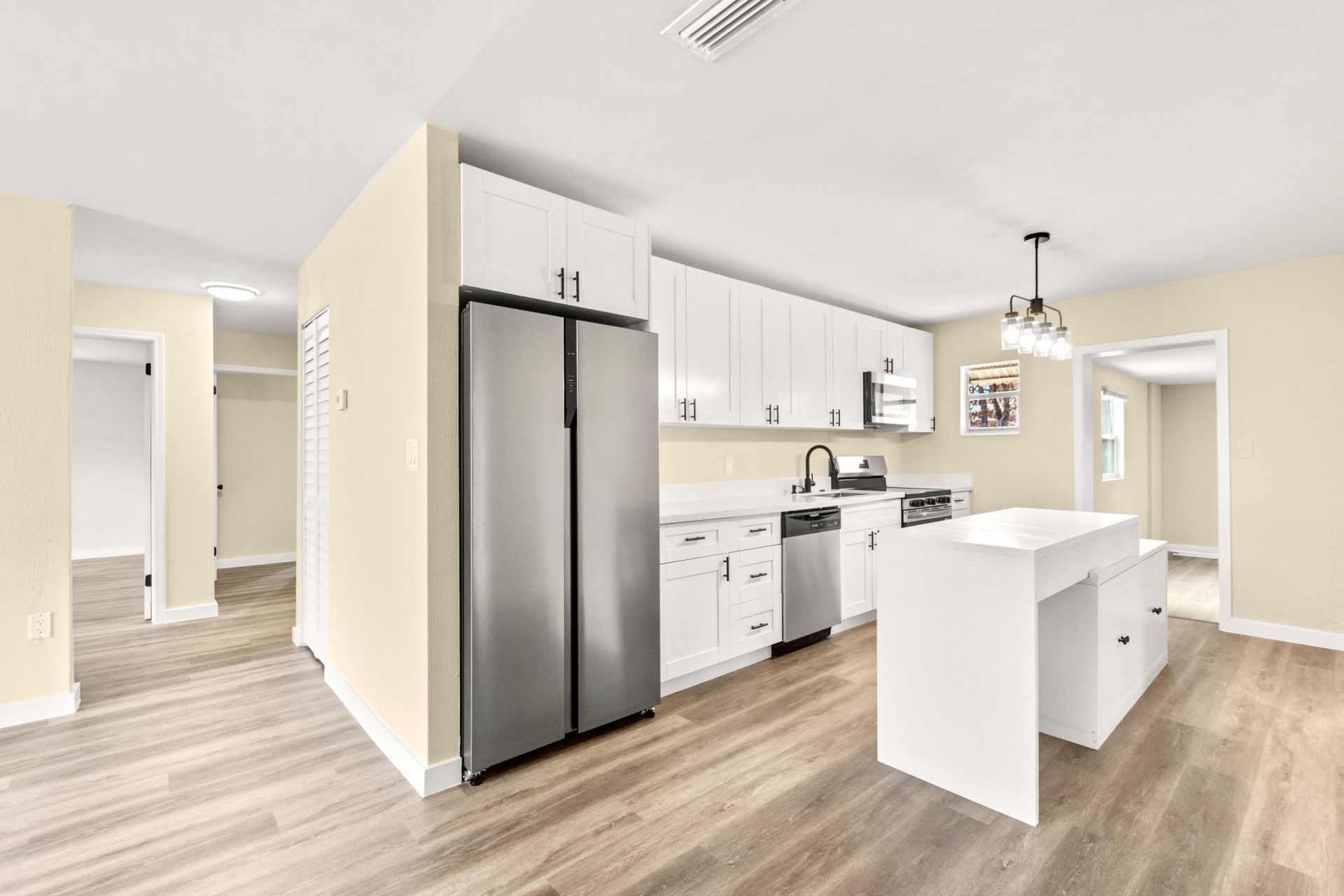 2105 Donald Avenue, Fort Pierce, FL 34946 Photo