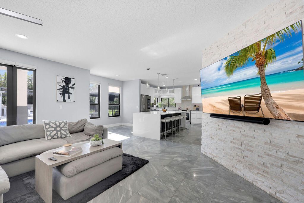 3541 Carlton Lane, Davie, FL 33330 Photo