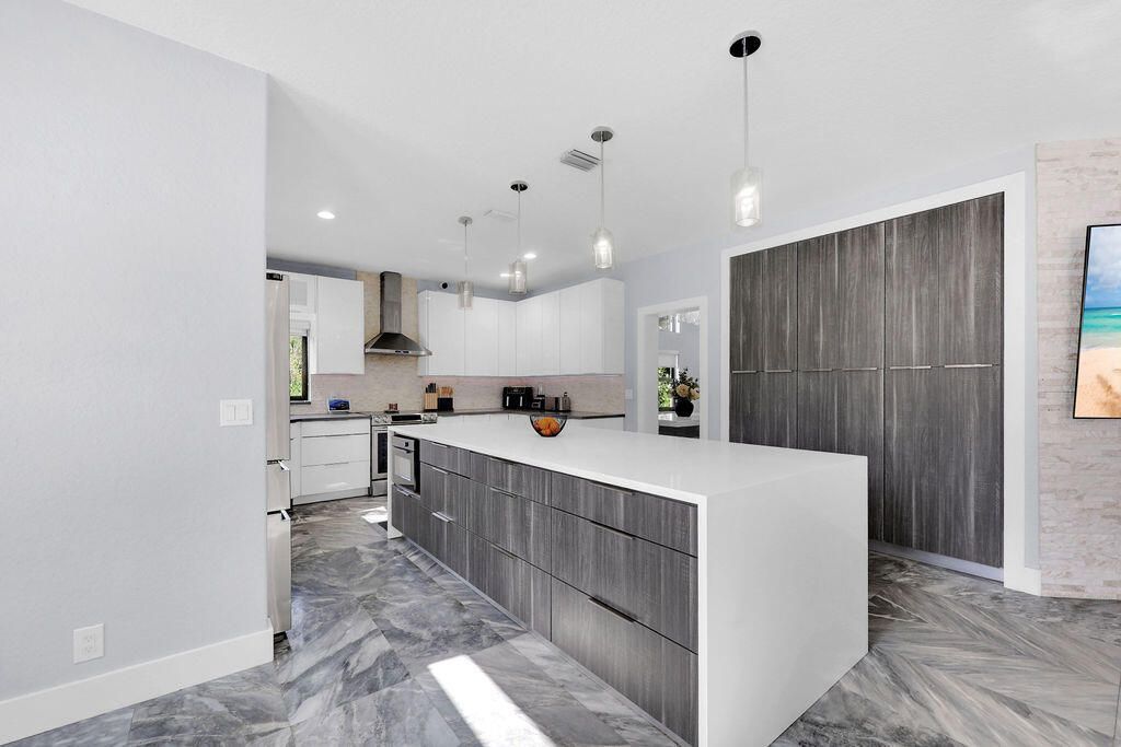 3541 Carlton Lane, Davie, FL 33330 Photo