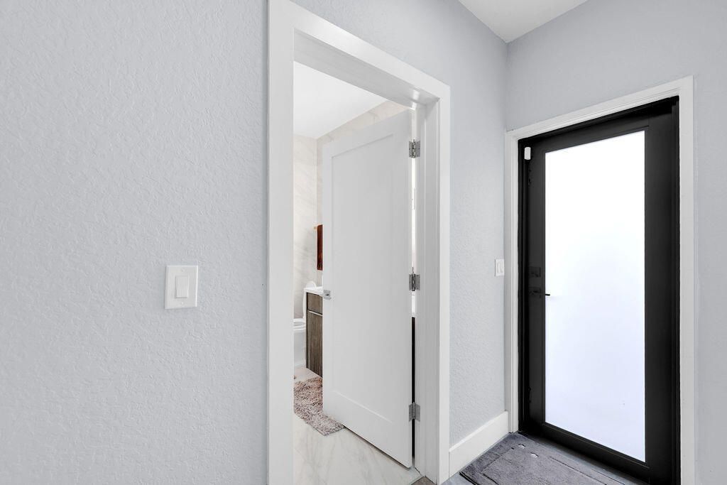 3541 Carlton Lane, Davie, FL 33330 Photo