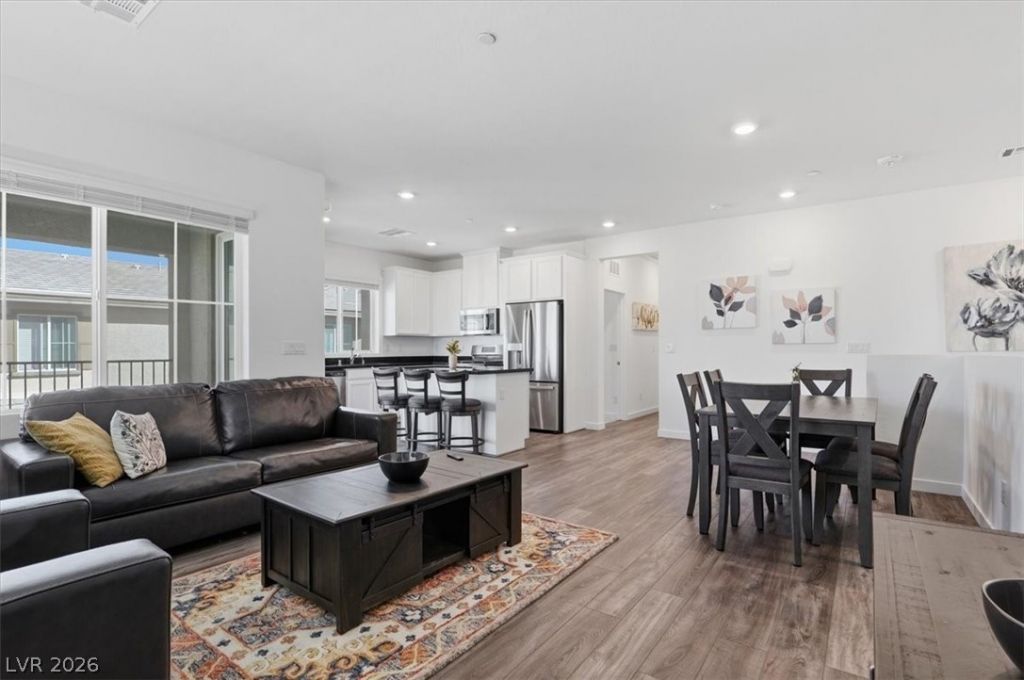 5730 Sky Pointe Drive, Unit 153, Las Vegas, NV 89130 Main Photo