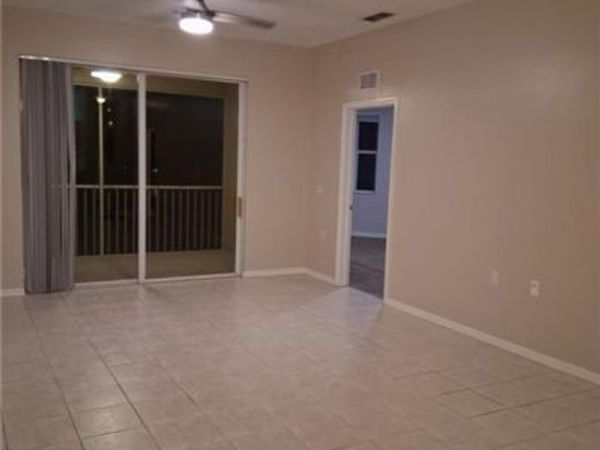 2710 Cypress Trace CIR , Unit 3034, NAPLES, FL 34119