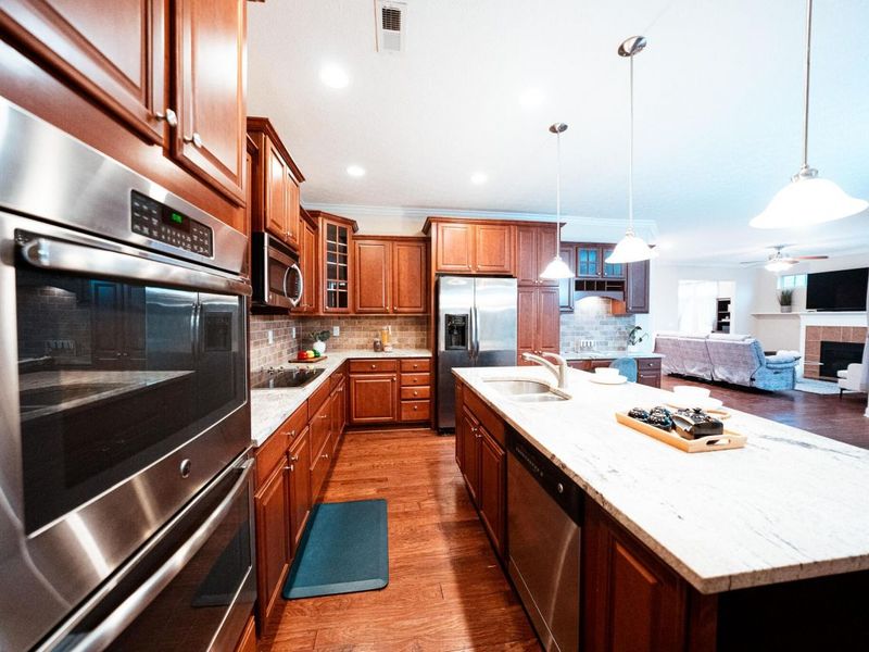 1143 Little Bear Place , Lewis Center, OH 43035 Photo 2