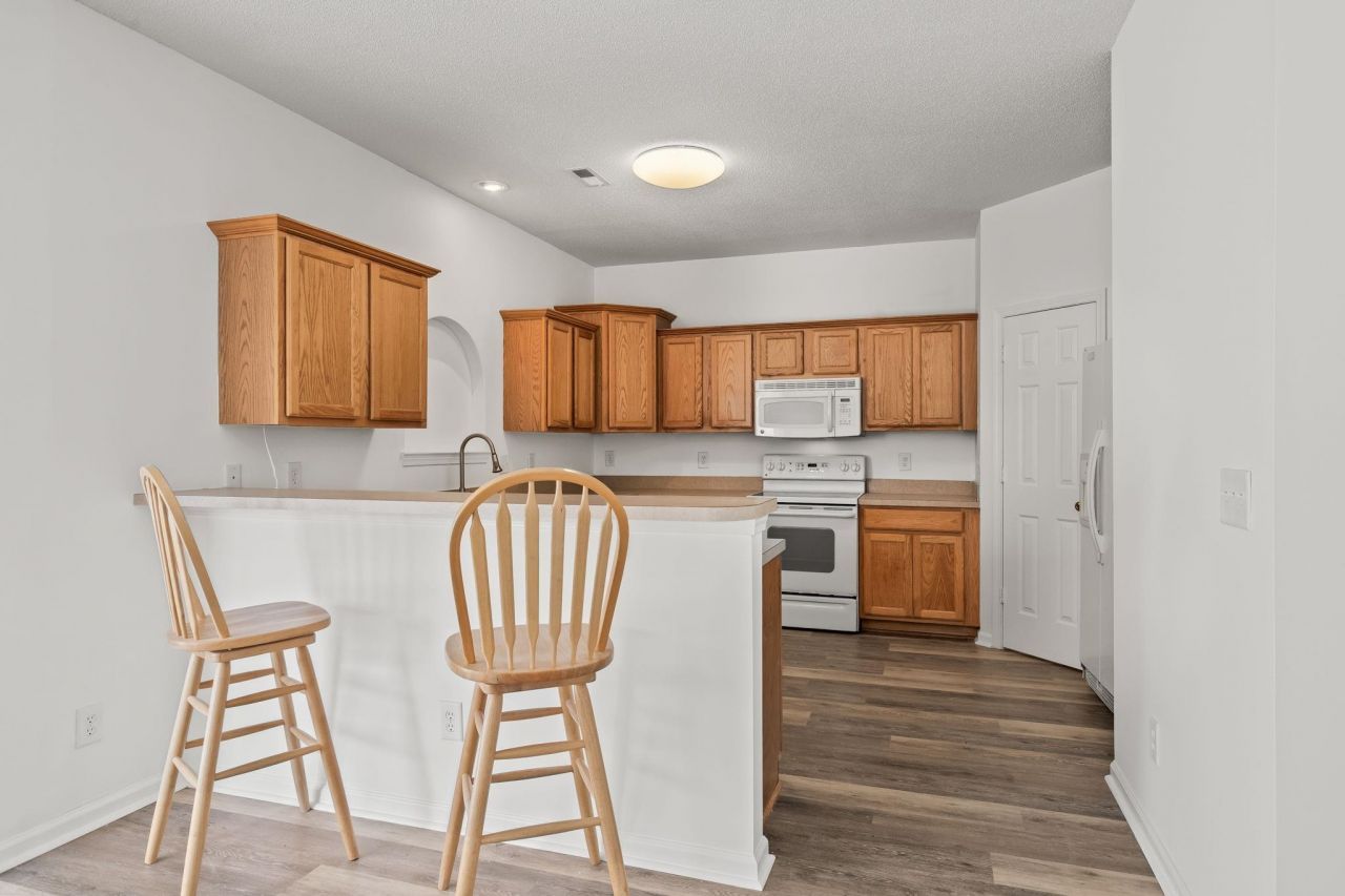 147 River Country Dr. Photo 10