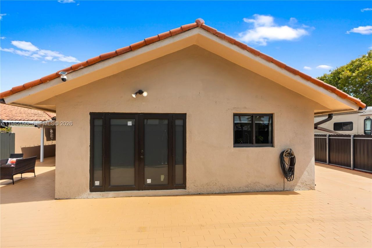 800 NW 133rd Ave, Miami, FL 33182 Photo