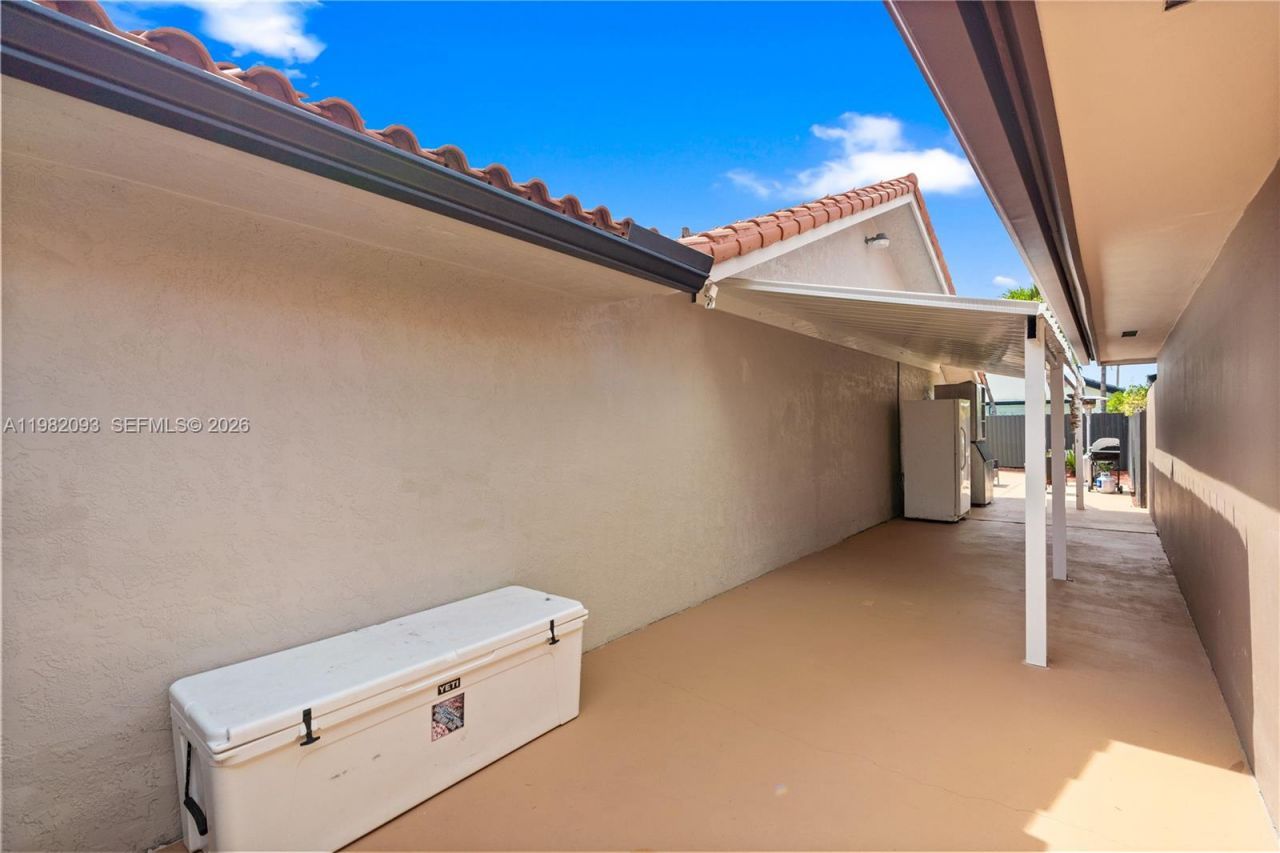 800 NW 133rd Ave, Miami, FL 33182 Photo