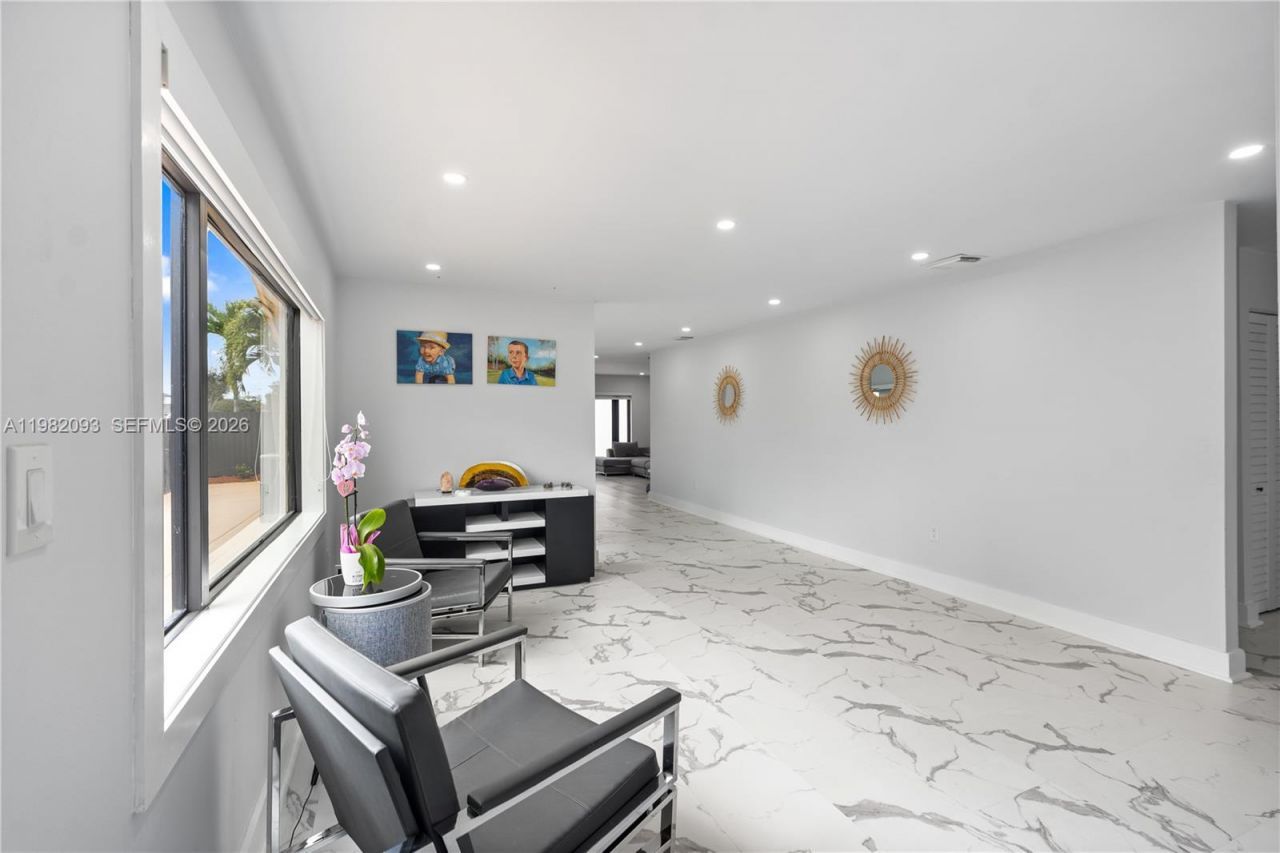 800 NW 133rd Ave, Miami, FL 33182 Photo