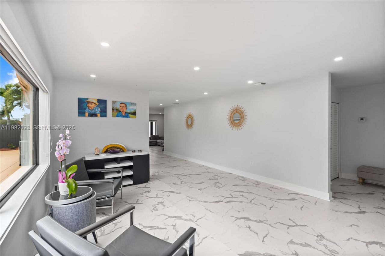 800 NW 133rd Ave, Miami, FL 33182 Photo