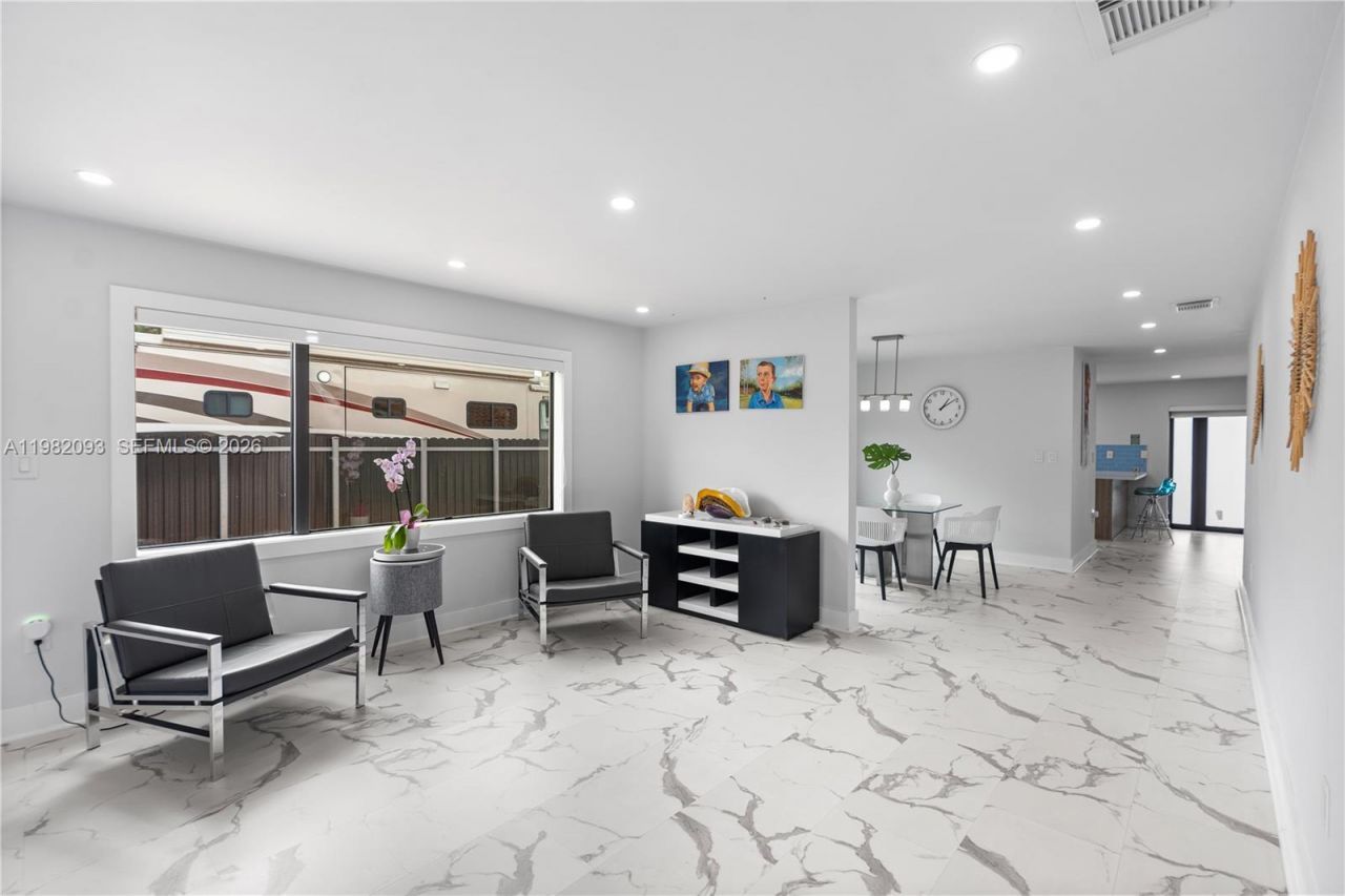 800 NW 133rd Ave , Miami, FL 33182 Photo