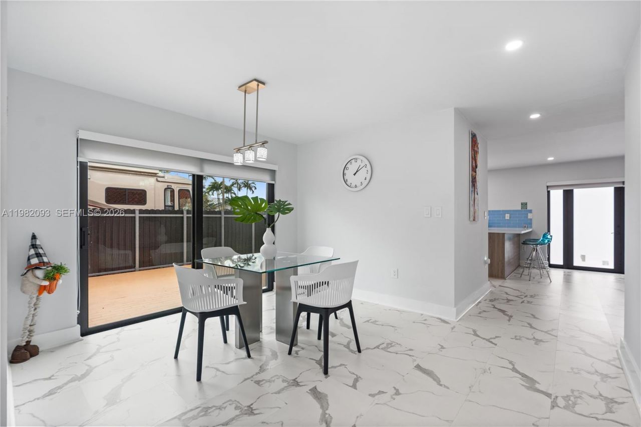 800 NW 133rd Ave , Miami, FL 33182 Photo