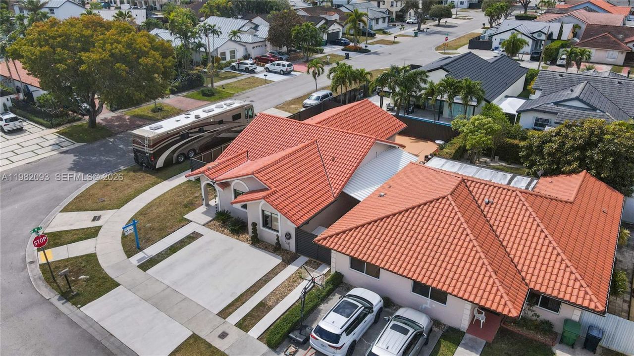 800 NW 133rd Ave , Miami, FL 33182 Photo