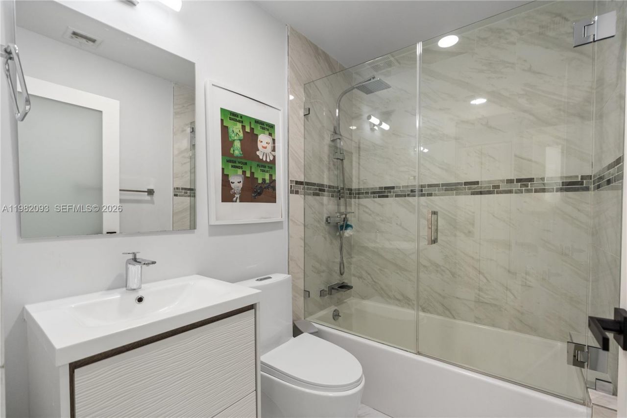 800 NW 133rd Ave, Miami, FL 33182 Photo