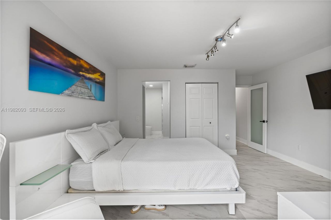 800 NW 133rd Ave , Miami, FL 33182 Photo