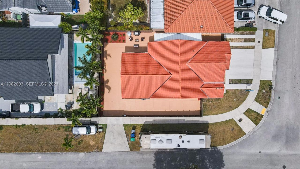 800 NW 133rd Ave , Miami, FL 33182 Photo