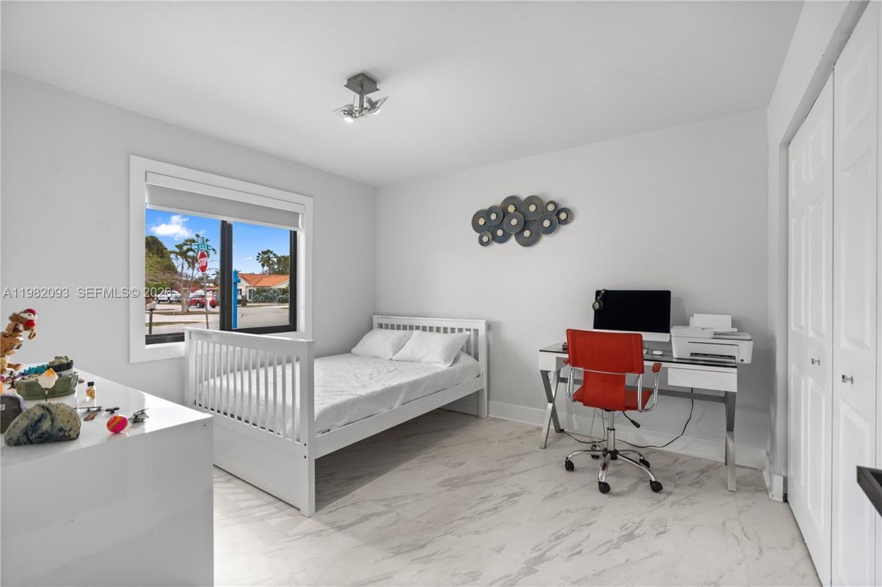 800 NW 133rd Ave , Miami, FL 33182 Photo