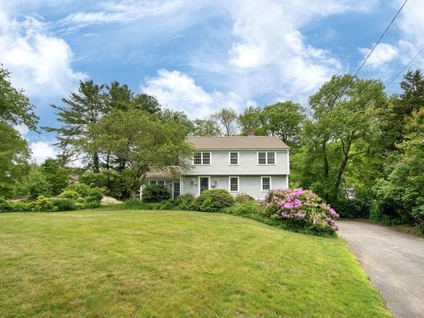 26 Old Coach Rd, Cohasset, MA 02025