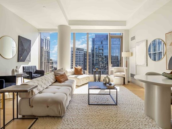 133 Seaport Blvd, Unit 2007, Boston, MA 02210
