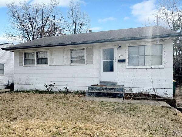 240 Shepley Drive, St Louis, MO 63137