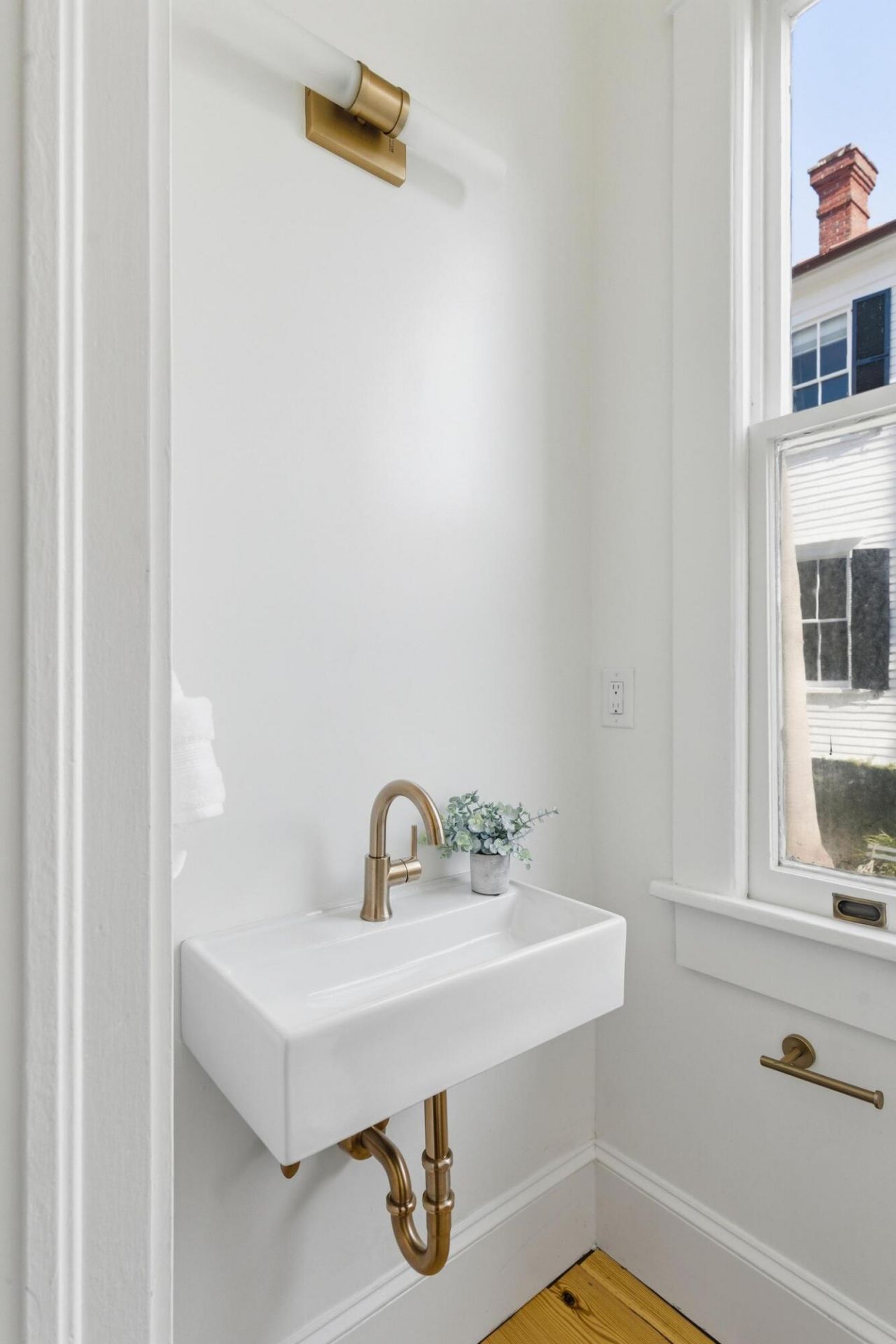 30 Gibbes Street Photo 23