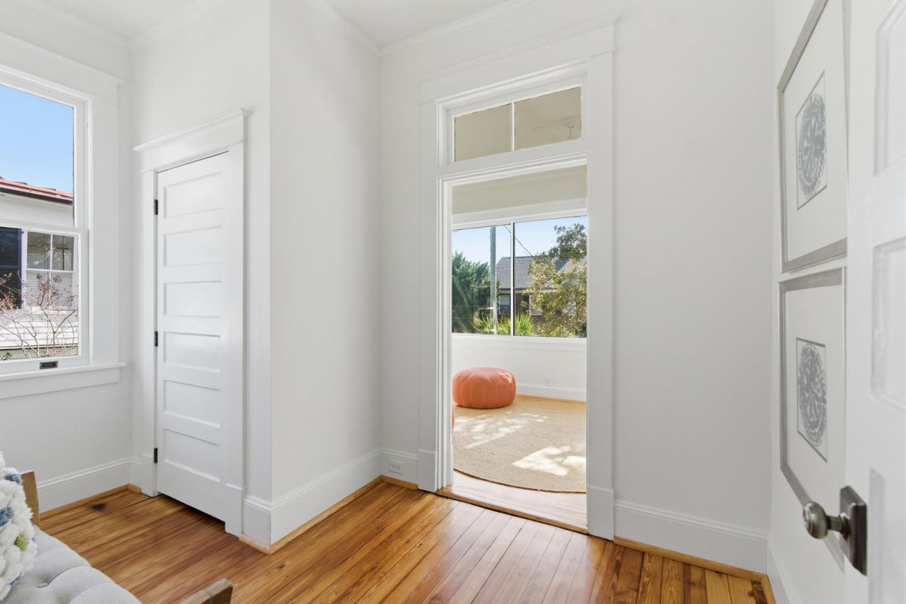 30 Gibbes Street Photo 35