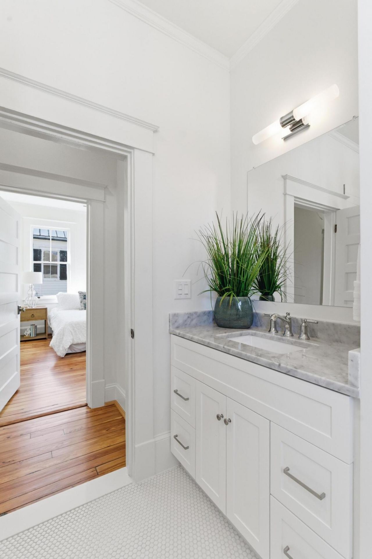 30 Gibbes Street Photo 44