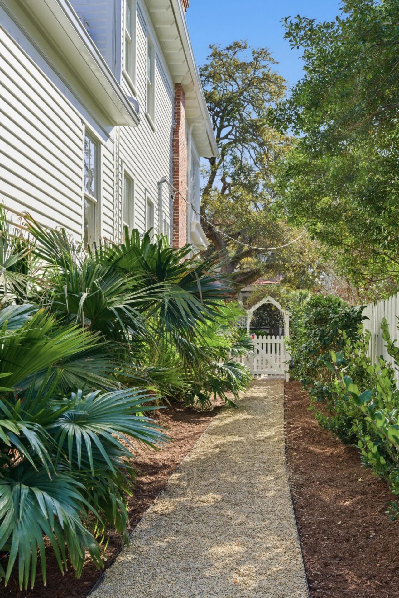 30 Gibbes Street Photo 51