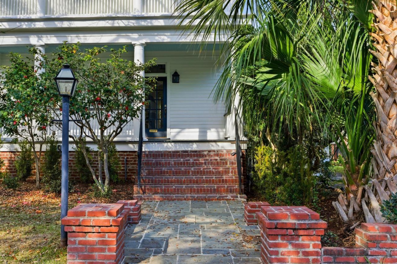 30 Gibbes Street Photo 55