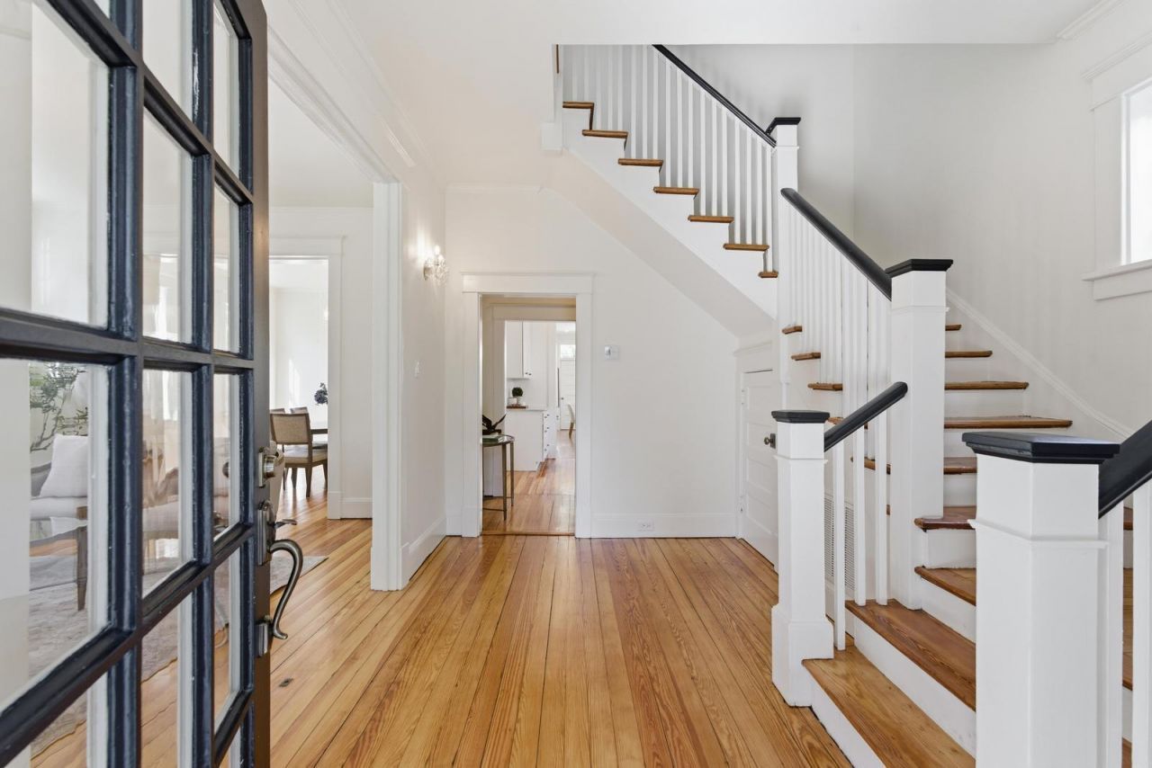 30 Gibbes Street Photo 6