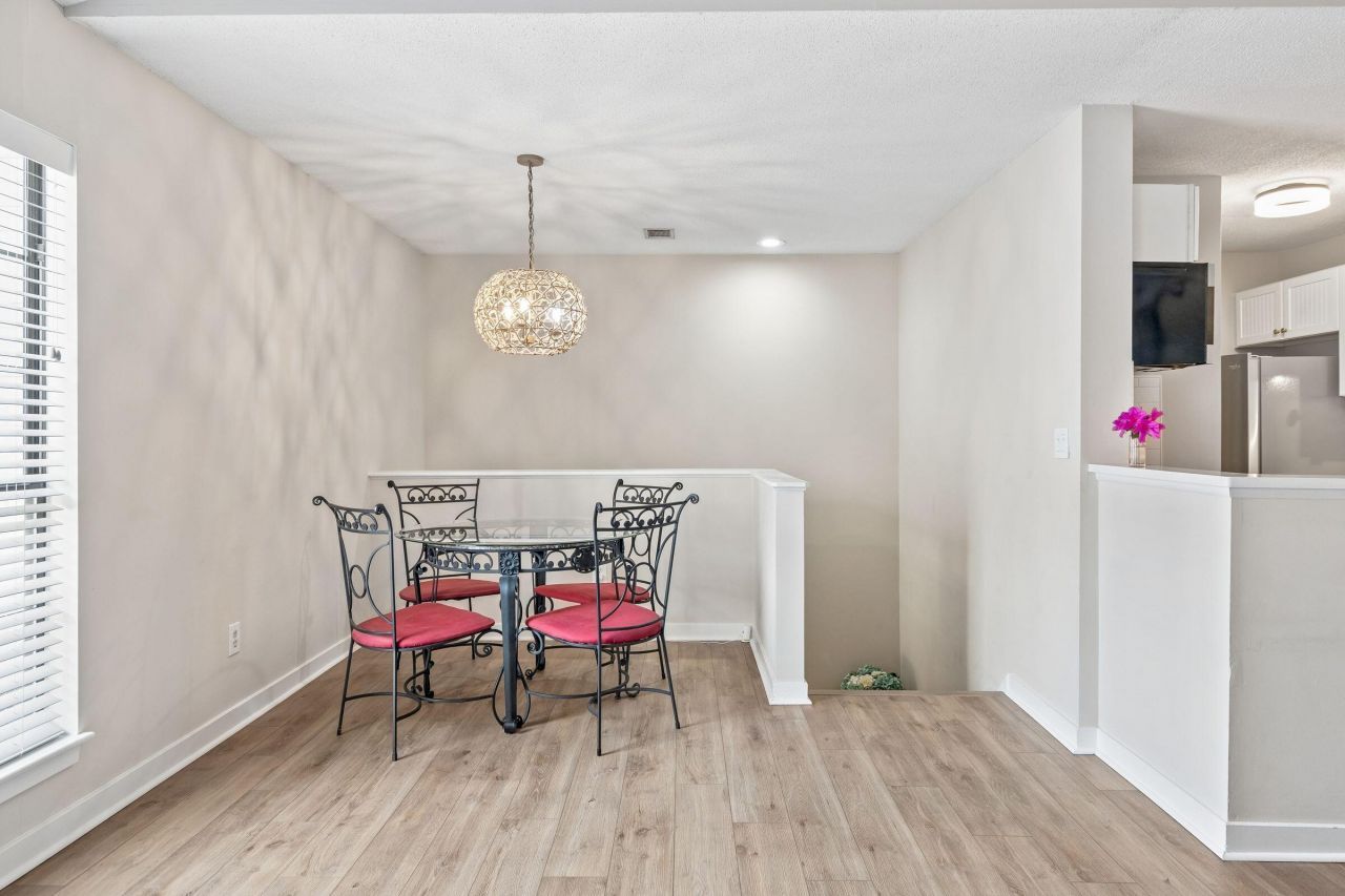 348 Sandpiper Photo 21