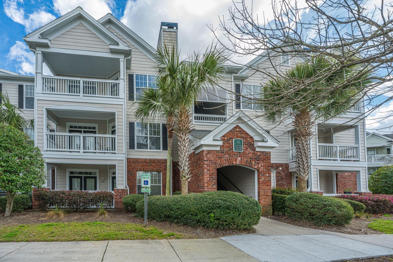 45 Sycamore Avenue Photo 15