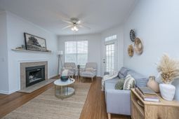 45 Sycamore Avenue photo 4