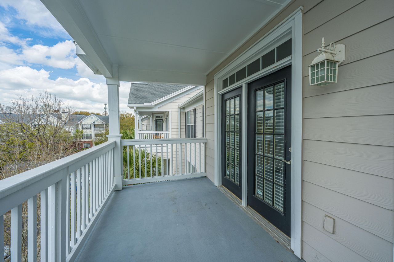 45 Sycamore Avenue Photo 27