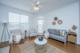 45 Sycamore Avenue photo 4