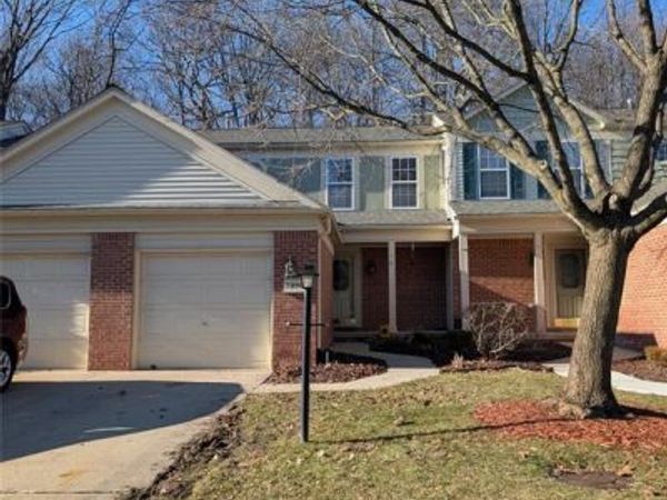 7896 Rivergate Drive, Westland, MI 48185