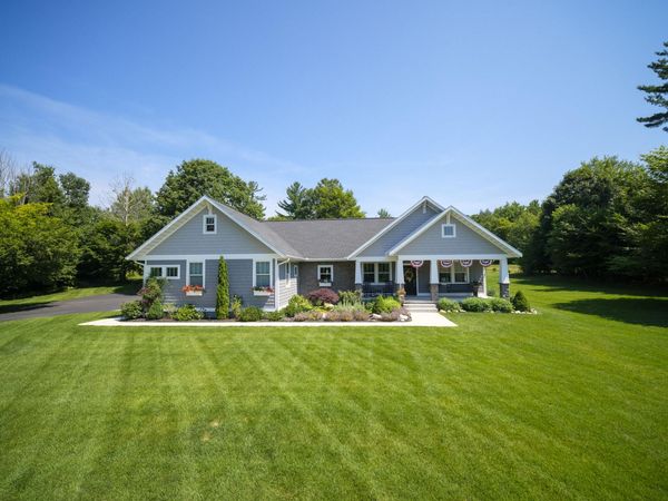 10201 Opal Ridge Drive, Onekama, MI 49675
