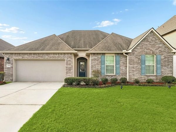 75169 CRESTVIEW HILL Loop , Covington, LA 70435