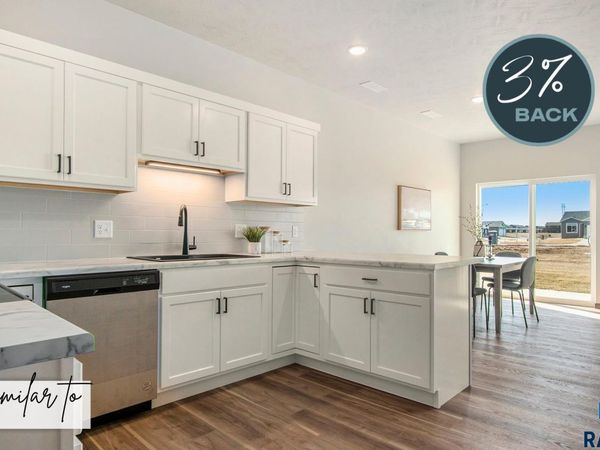 6241 S Alki Pl, Sioux Falls, SD 57108