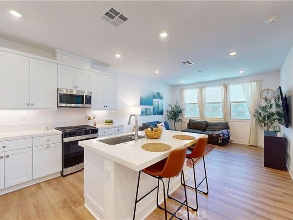 2221 Bluegrass Way, Rancho Mission Viejo, CA 92694