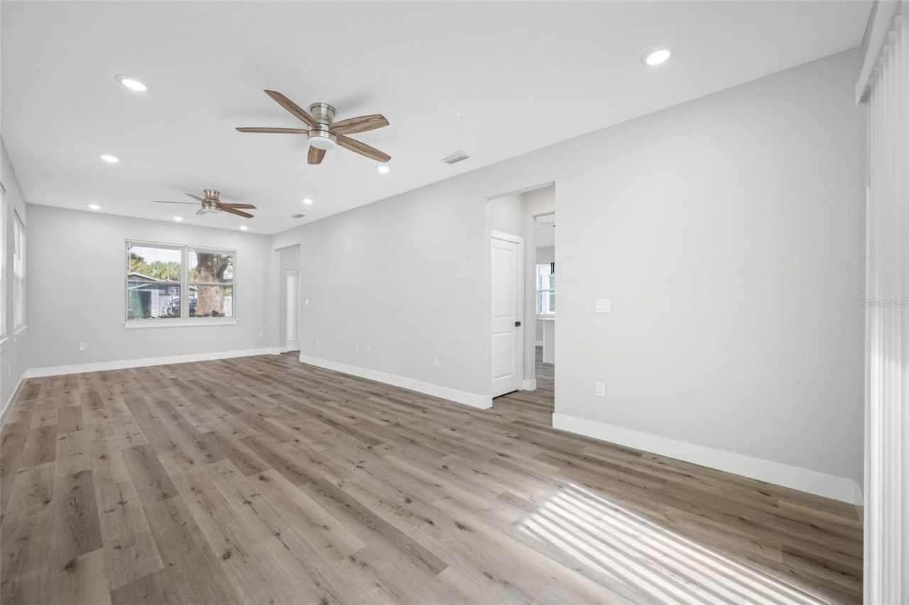 2738 16th Avenue N, Saint Petersburg, FL 33713 Photo