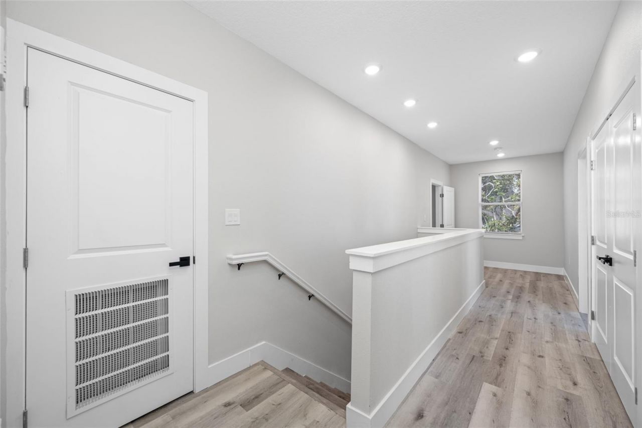 2738 16th Avenue N, Saint Petersburg, FL 33713 Photo