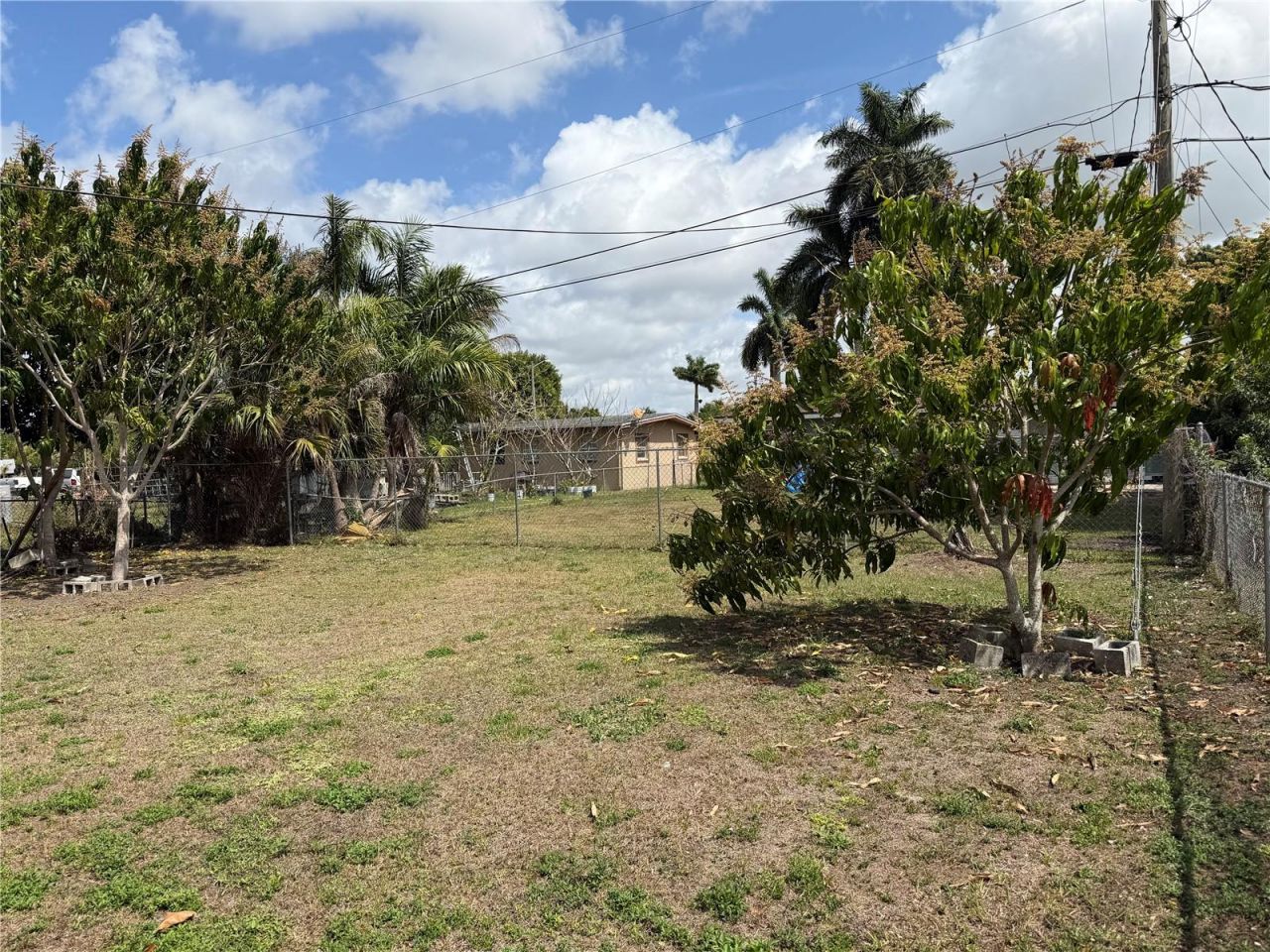 32 Roanoke Drive , Fort Myers, FL 33905 Photo