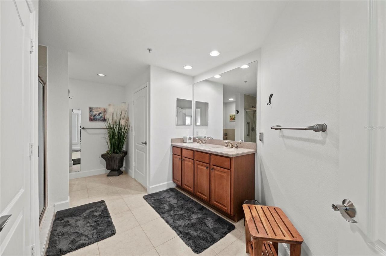 808 3rd Avenue W, Unit 311, Bradenton, FL 34205 Photo